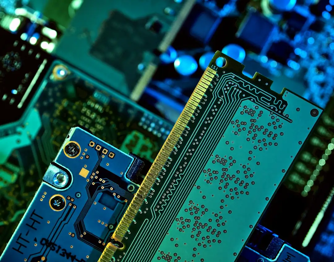 建筑加固施工中裂缝修补与粘钢加固的适用场景对比
