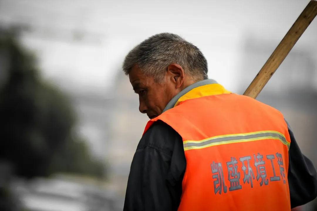 建筑结构改造中碳纤维加固与粘钢加固的技术对比分析正文配图 1